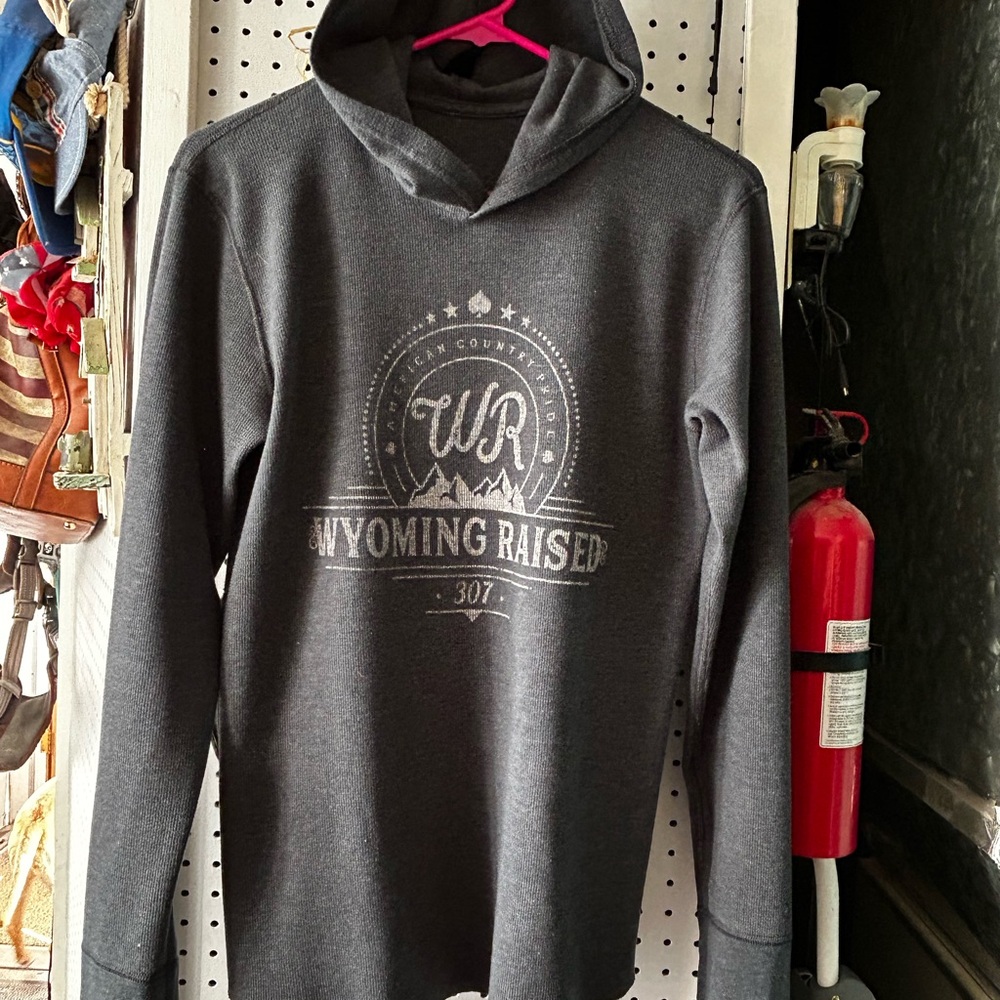 307 Wyoming Raised Gray light hoodie women’s Medium